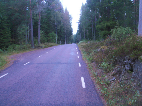 Cycling to Askersund.